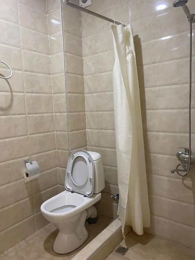 تبليسي Hotel Saburtalo Roni