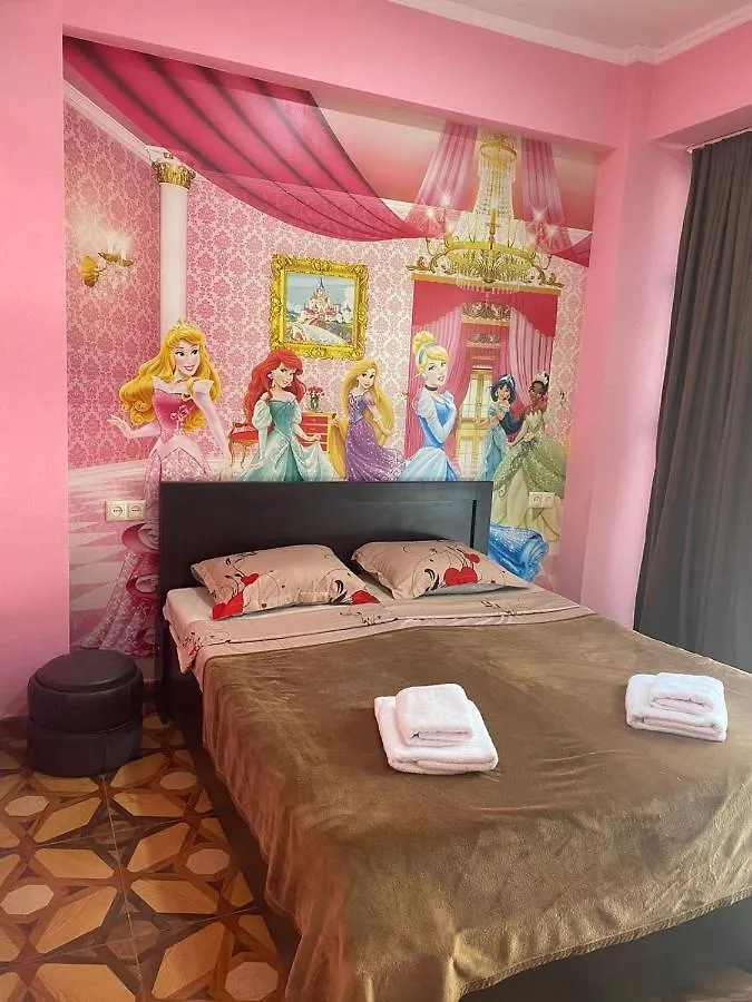 تبليسي Hotel Saburtalo Roni