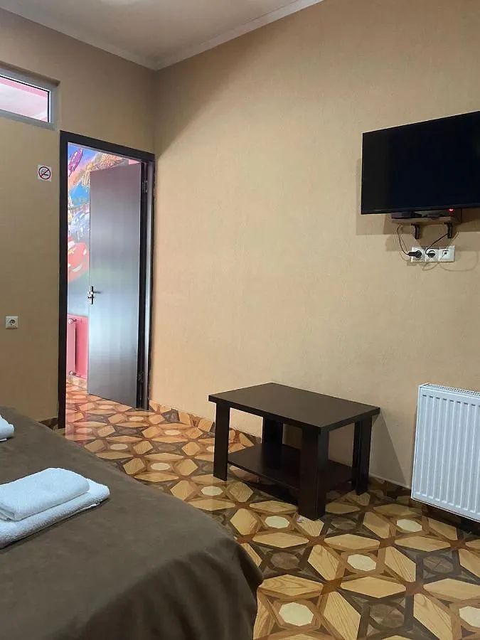 تبليسي Hotel Saburtalo Roni
